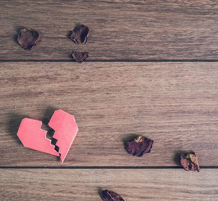 到底還要被傷幾次？….